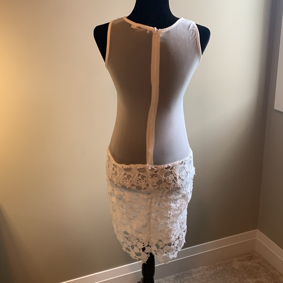 Milano sheer floral dress - Picture 5 of 8